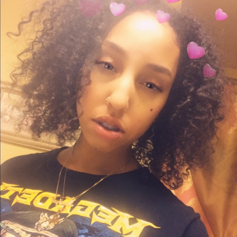 Meet your Posher, Brittani